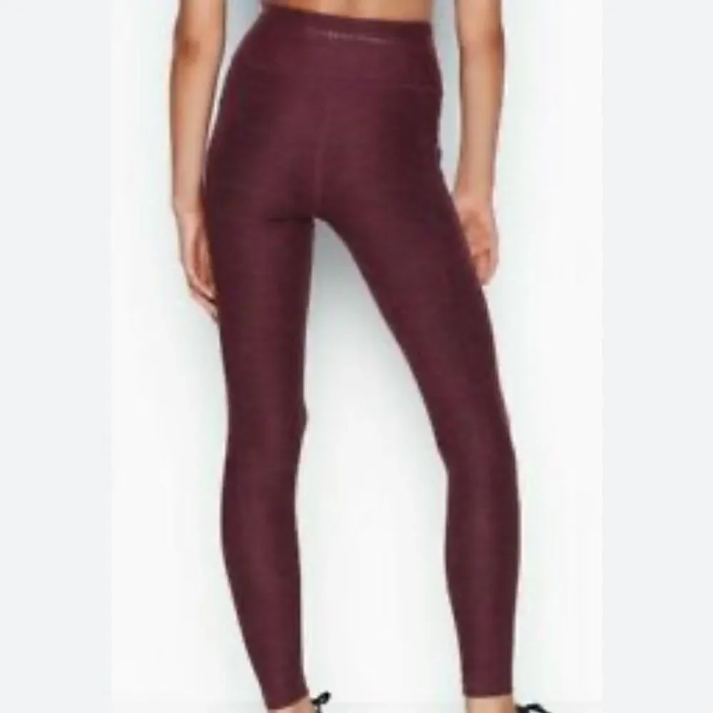 Victoria’s Secret High Rise Studio 7/8 length The Softer Legging ever Size 8 - Picture 3 of 8
